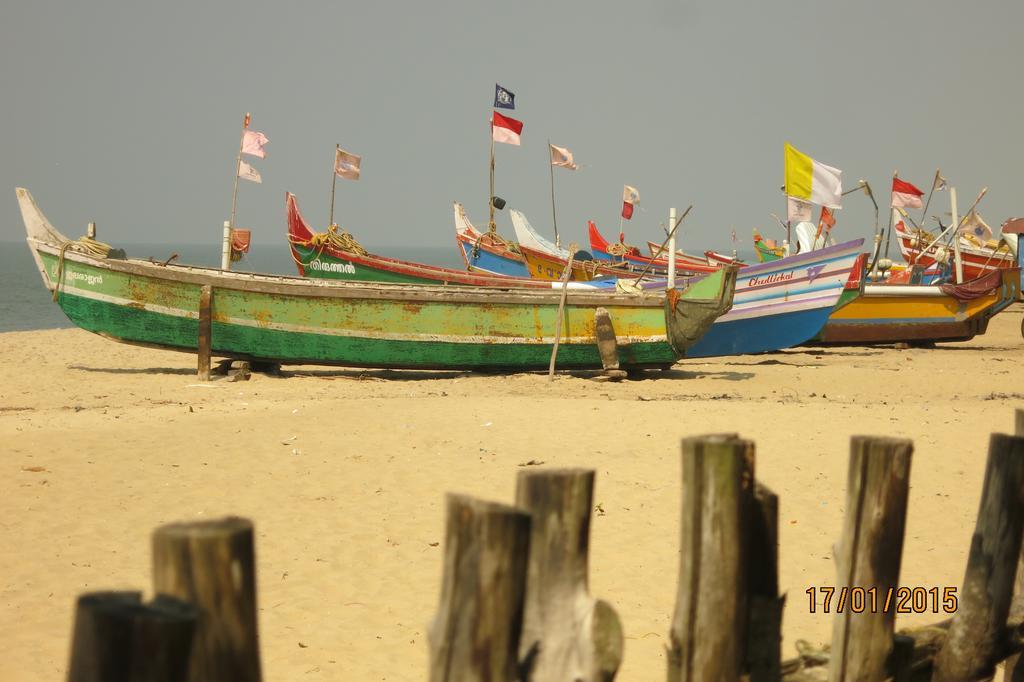 Marari Secret Beach Yoga Homestay Mararikulam Esterno foto